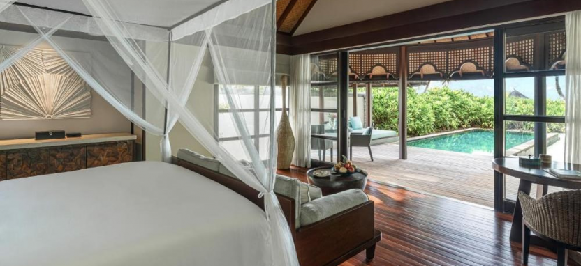 Four Seasons Resort Maldives At  Kuda Huraa 5*