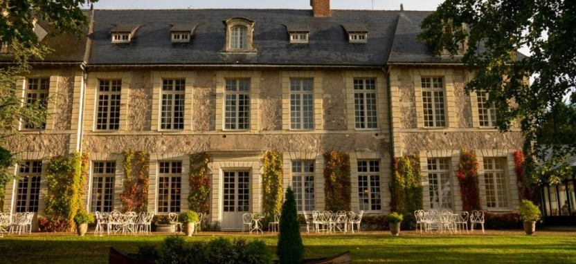 Chateau De Noirieux 4* в Бриолле, Пзи-де-ла-Лувр.