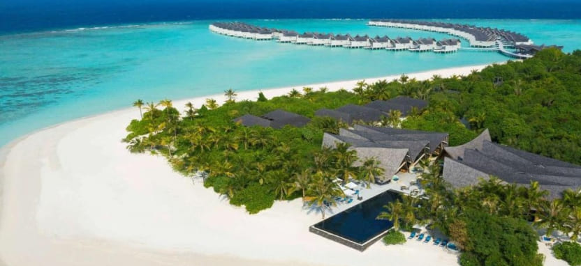 Movenpick Resort Kuredhivaru Maldives 5*