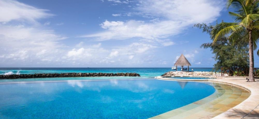 Taj Coral Reef Resort & Spa Maldives 5*