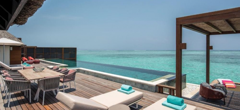 Four Seasons Resort Maldives At  Kuda Huraa 5*