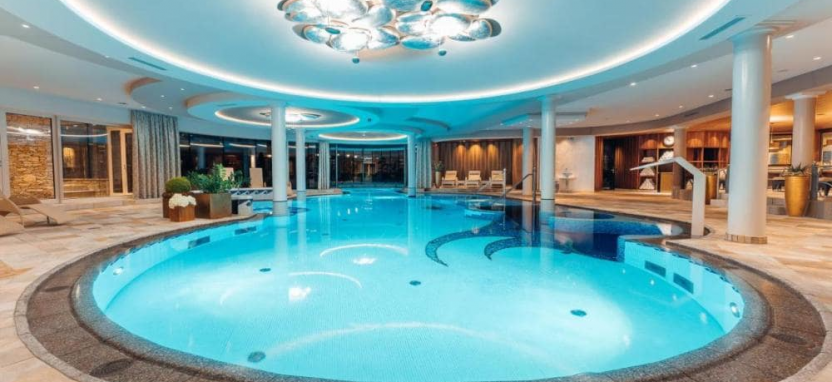 Отель Trofana Royal 5* в Ишгле