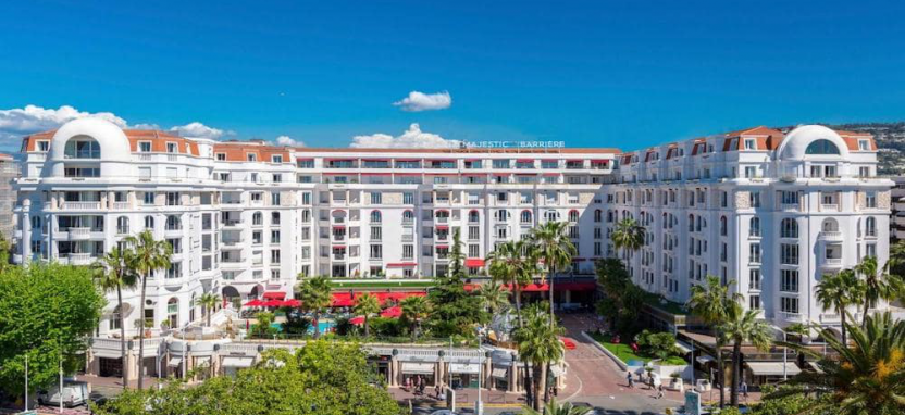 Barriere Le Majestic Cannes 5* в Каннах.